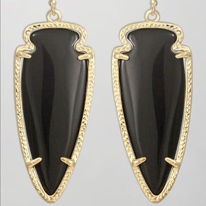 Kendra Scott skylar arrowhead earrings black